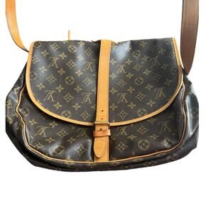 Authentic Louis Vuitton Saumur 35 Monogram Bag